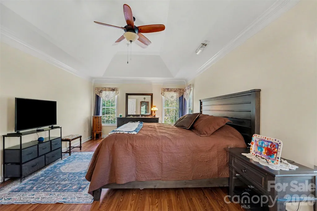 4858 Elmhurst Drive NE Hickory NC 28601