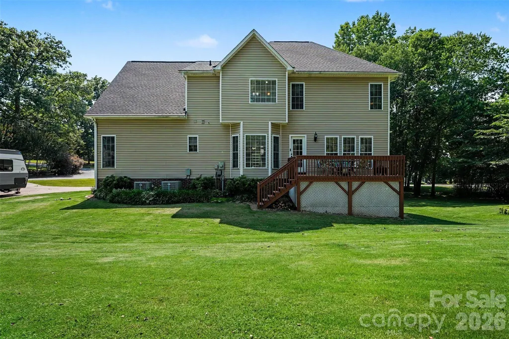 4858 Elmhurst Drive NE Hickory NC 28601