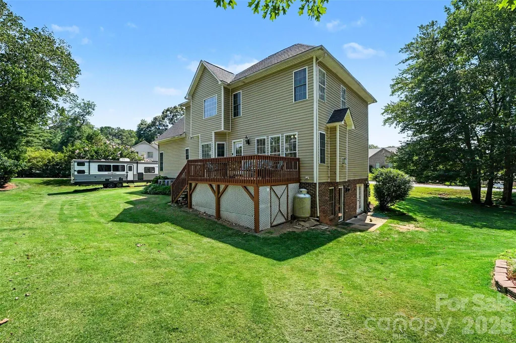 4858 Elmhurst Drive NE Hickory NC 28601