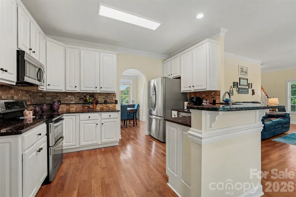 4858 Elmhurst Drive NE Hickory NC 28601
