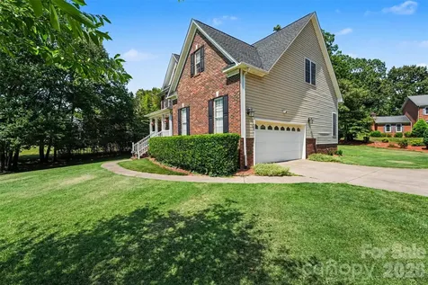 4858 Elmhurst Drive NE Hickory NC 28601