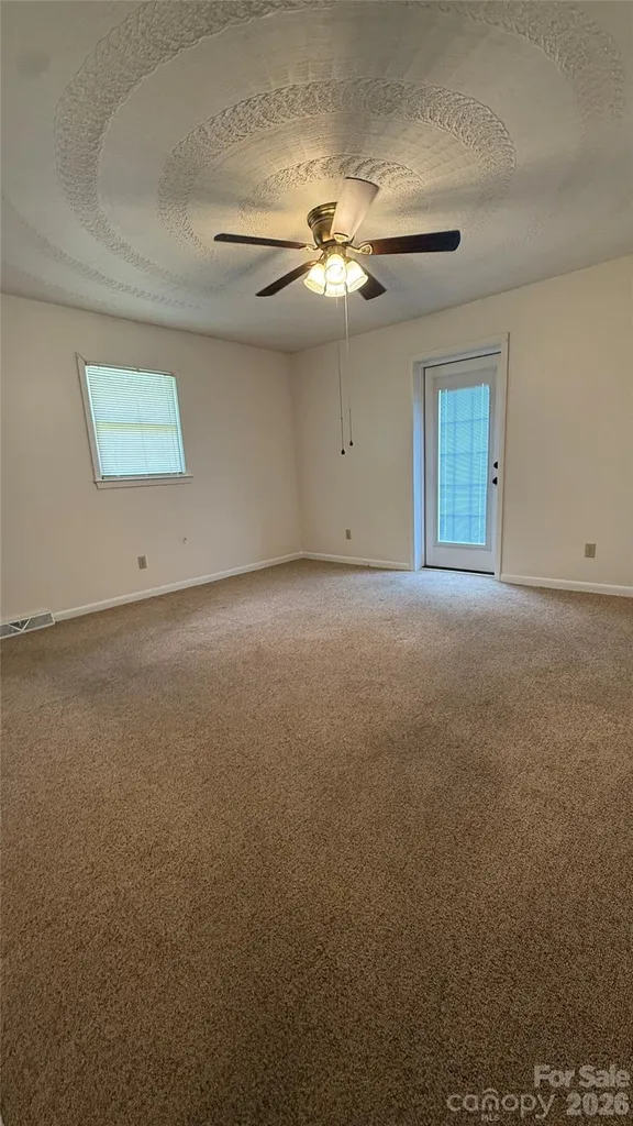 3858 Dover Street Claremont NC 28610