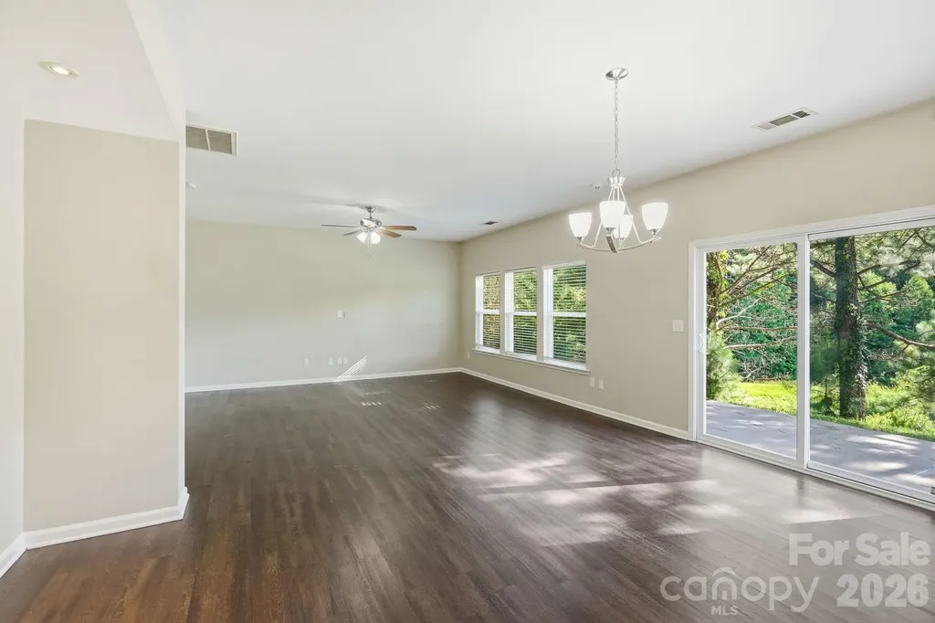 9237 Seamill Road Charlotte NC 28278