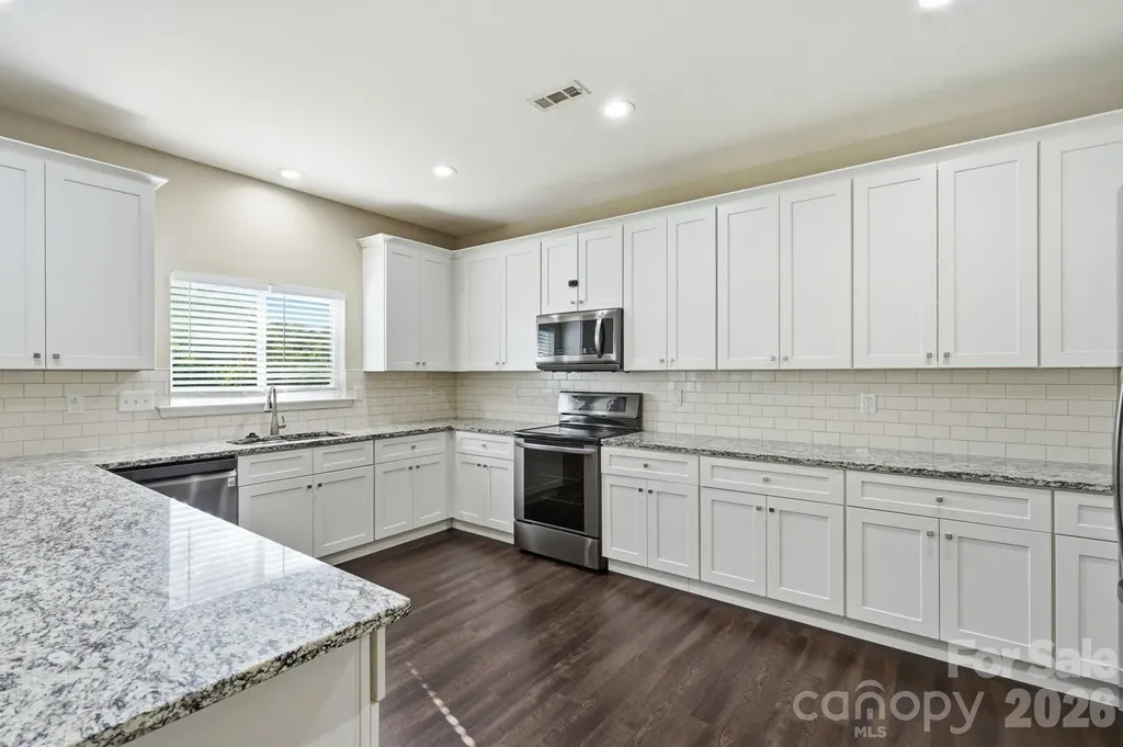 9237 Seamill Road Charlotte NC 28278