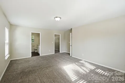 9237 Seamill Road Charlotte NC 28278