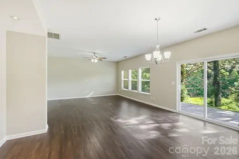 9237 Seamill Road Charlotte NC 28278