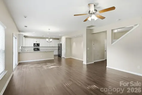 9237 Seamill Road Charlotte NC 28278