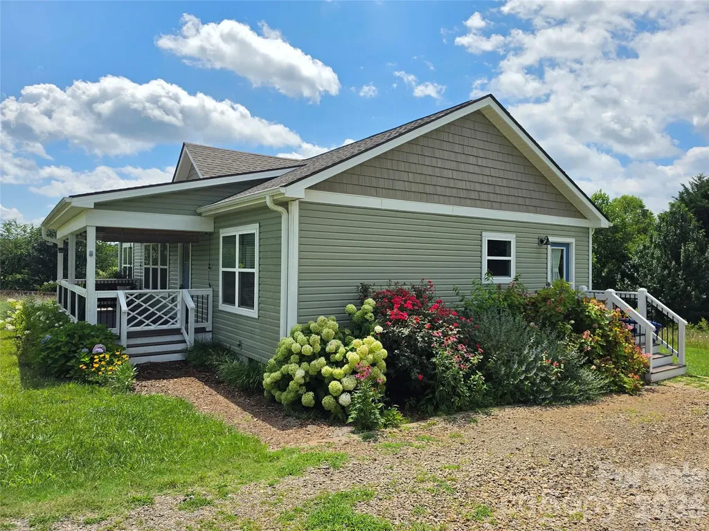 111 Bluebird Meadows Court Alexander NC 28701