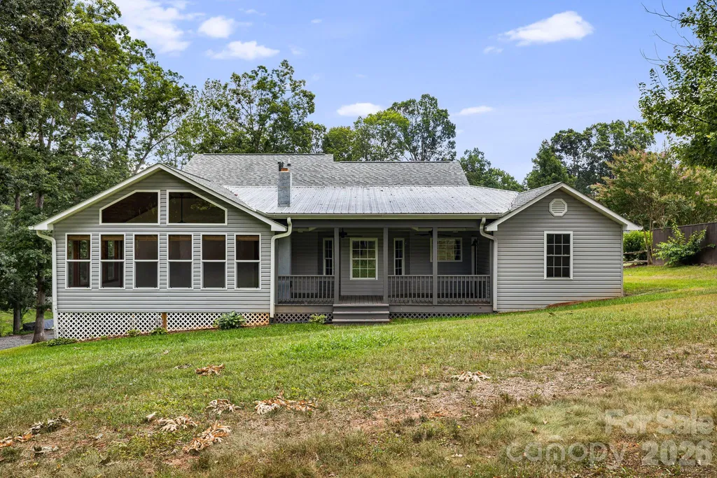 40 Brierfield Drive Candler NC 28715
