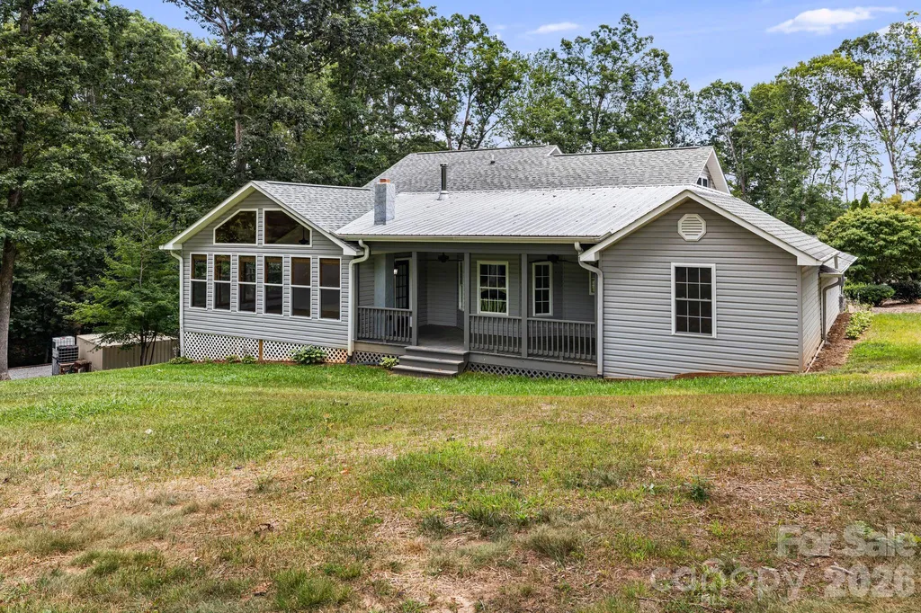 40 Brierfield Drive Candler NC 28715
