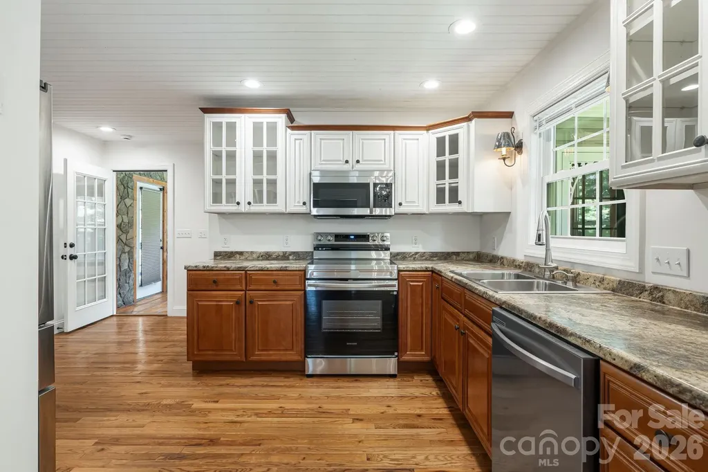 40 Brierfield Drive Candler NC 28715