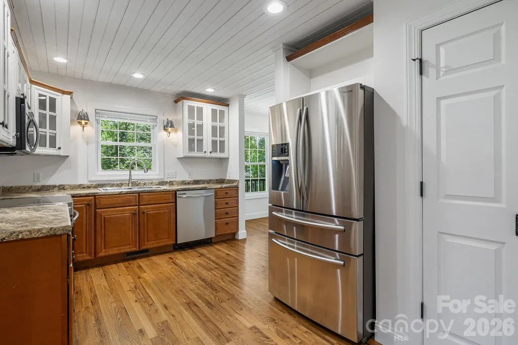 40 Brierfield Drive Candler NC 28715