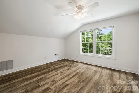 40 Brierfield Drive Candler NC 28715