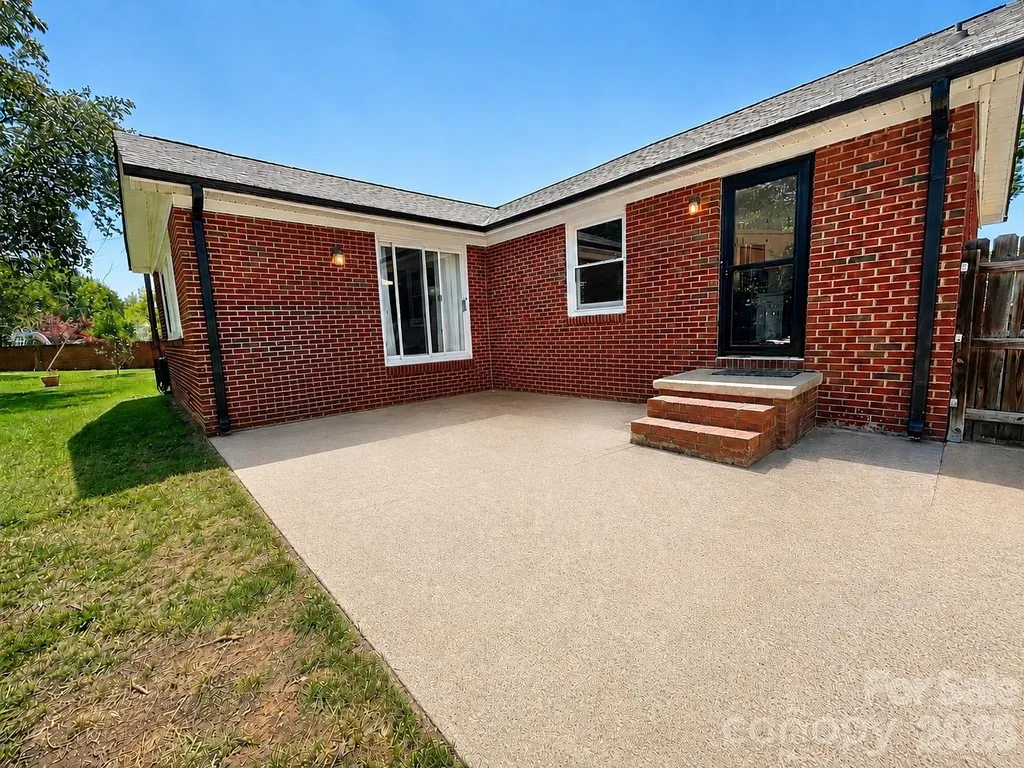 7113 Sterncrest Place Charlotte NC 28210