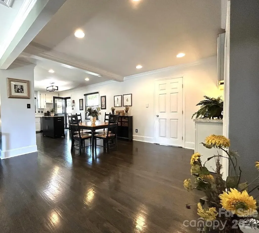 7113 Sterncrest Place Charlotte NC 28210