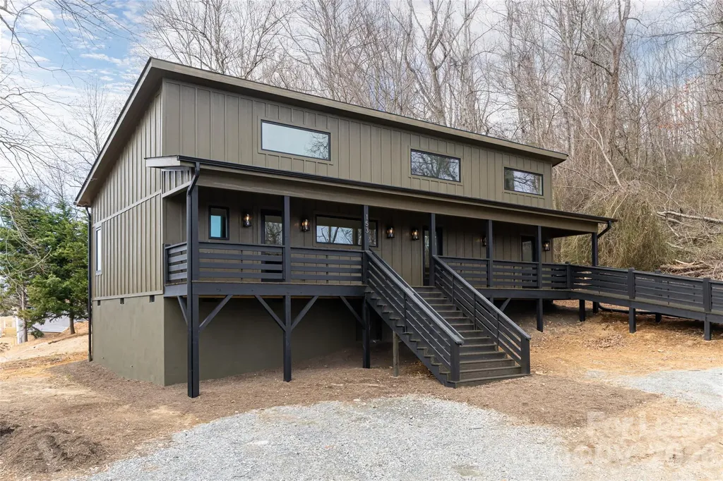 153-A Hackleburg Lane Hendersonville NC 28792
