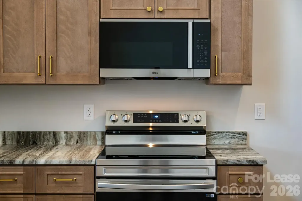153-A Hackleburg Lane Hendersonville NC 28792