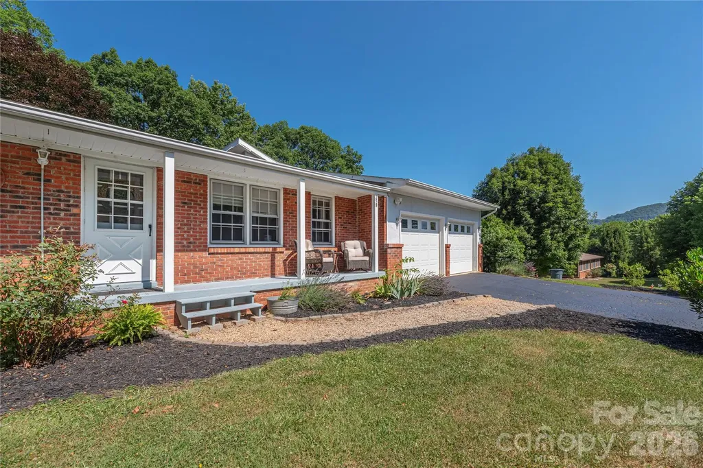258 Camelot Drive Clyde NC 28721