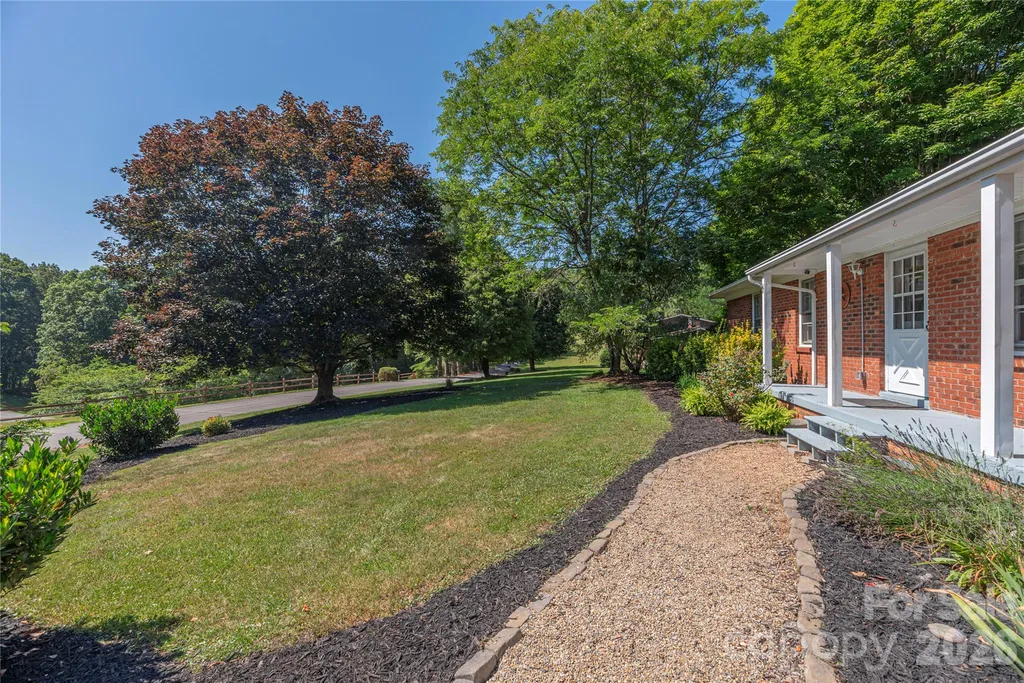 258 Camelot Drive Clyde NC 28721
