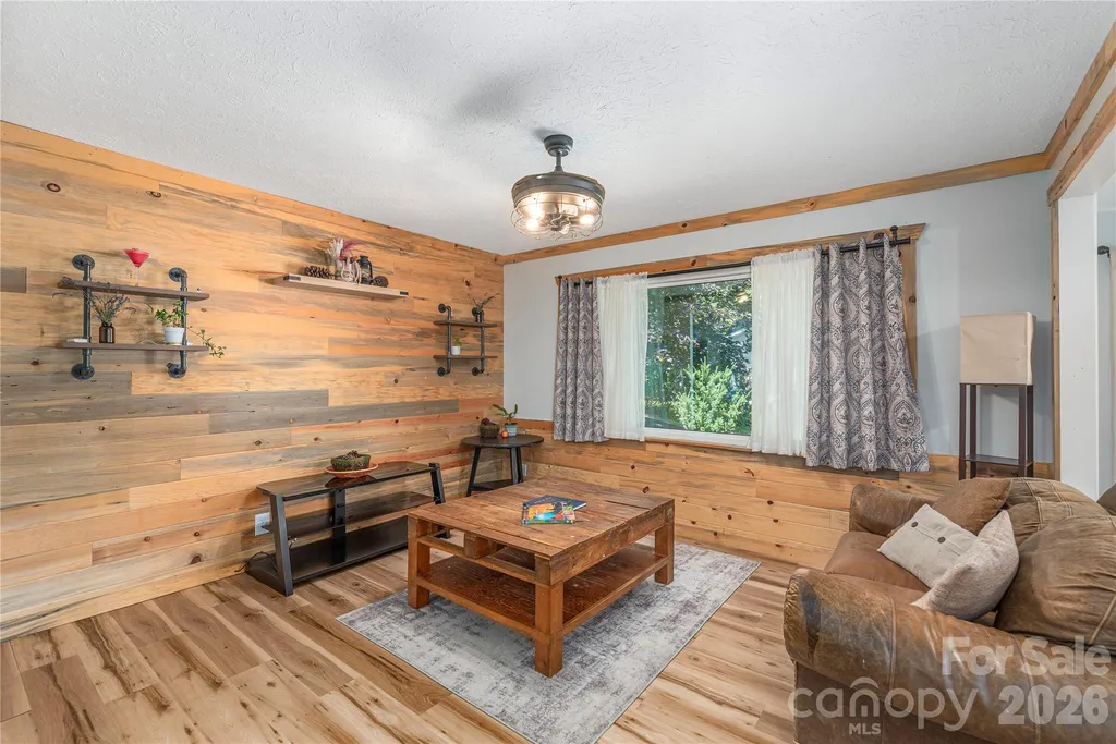 258 Camelot Drive Clyde NC 28721