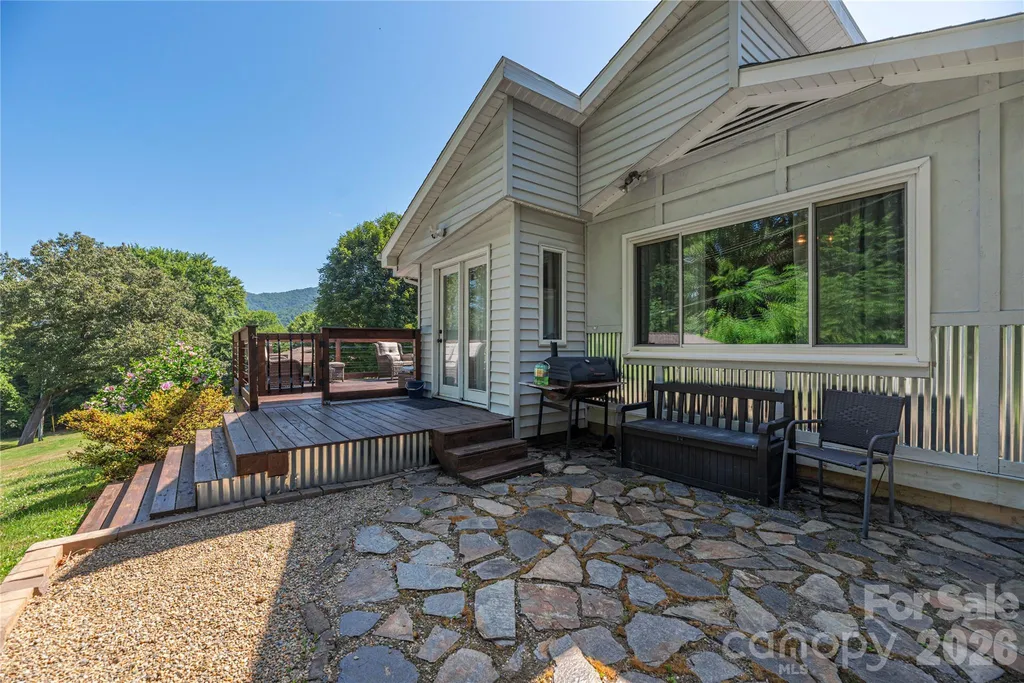 258 Camelot Drive Clyde NC 28721