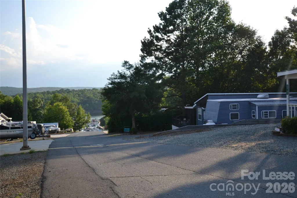 120 Cardinal Drive N New London NC 28127