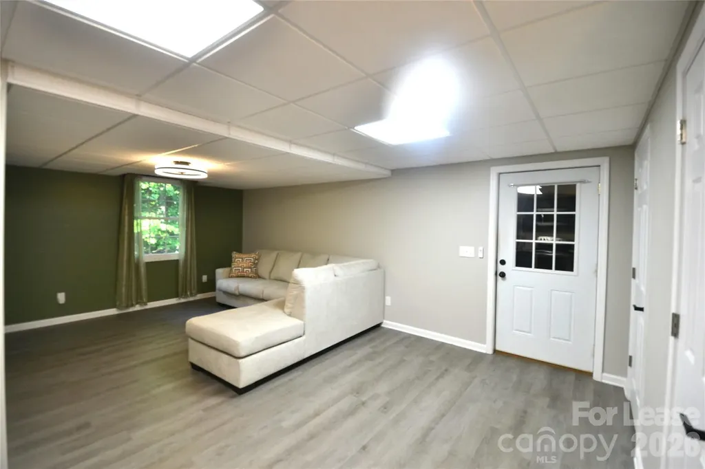120 Cardinal Drive N New London NC 28127