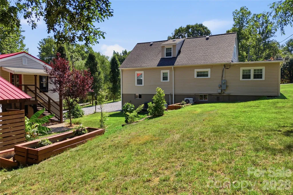 904 Bounous Street NW Valdese NC 28690