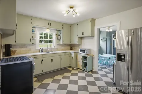 904 Bounous Street NW Valdese NC 28690