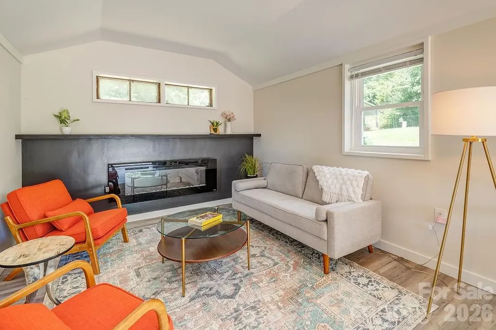 78 Morris Street Asheville NC 28806