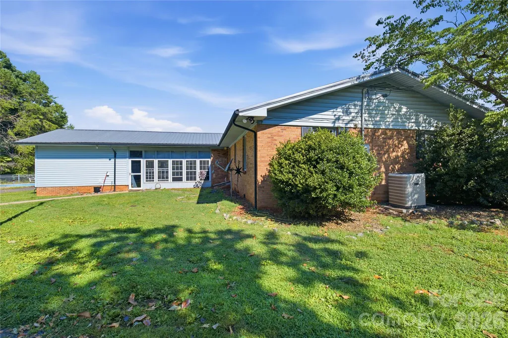 828 Ferry Road Forest City NC 28043