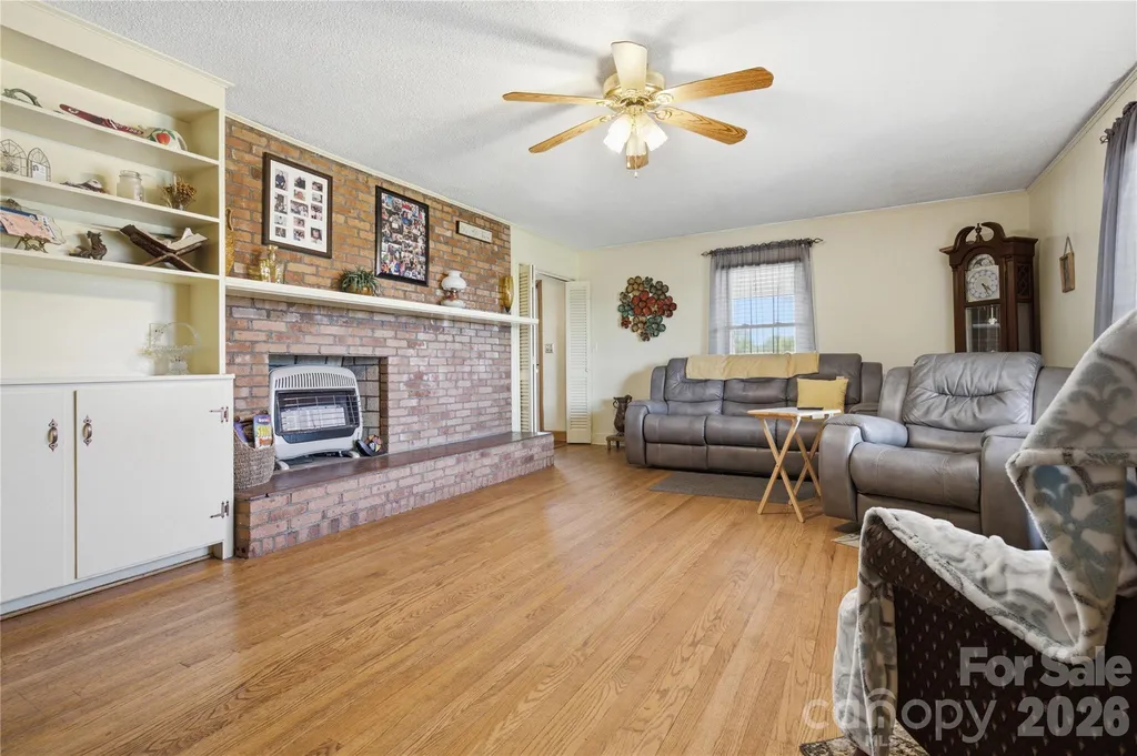 828 Ferry Road Forest City NC 28043