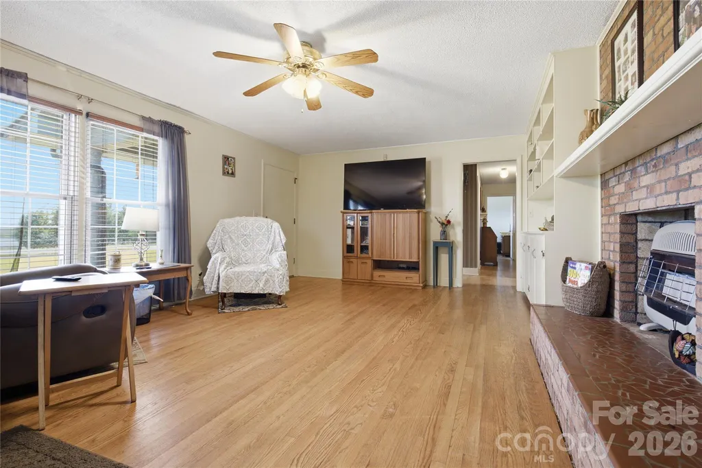 828 Ferry Road Forest City NC 28043