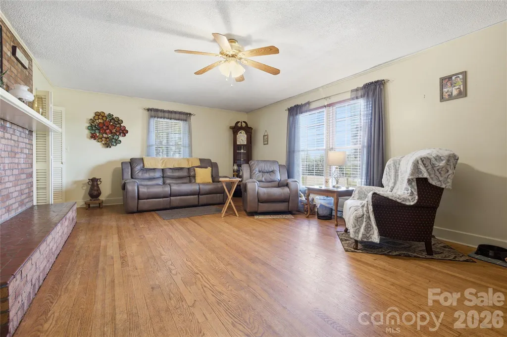 828 Ferry Road Forest City NC 28043