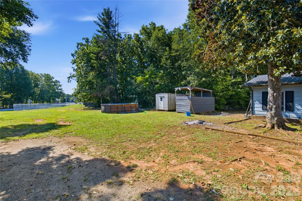 828 Ferry Road Forest City NC 28043