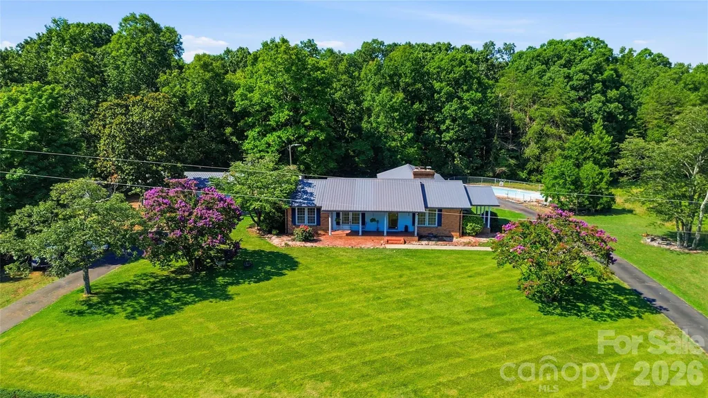 828 Ferry Road Forest City NC 28043