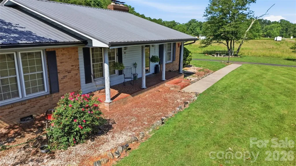 828 Ferry Road Forest City NC 28043