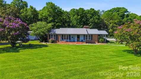 828 Ferry Road Forest City NC 28043