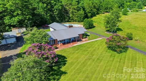 828 Ferry Road Forest City NC 28043