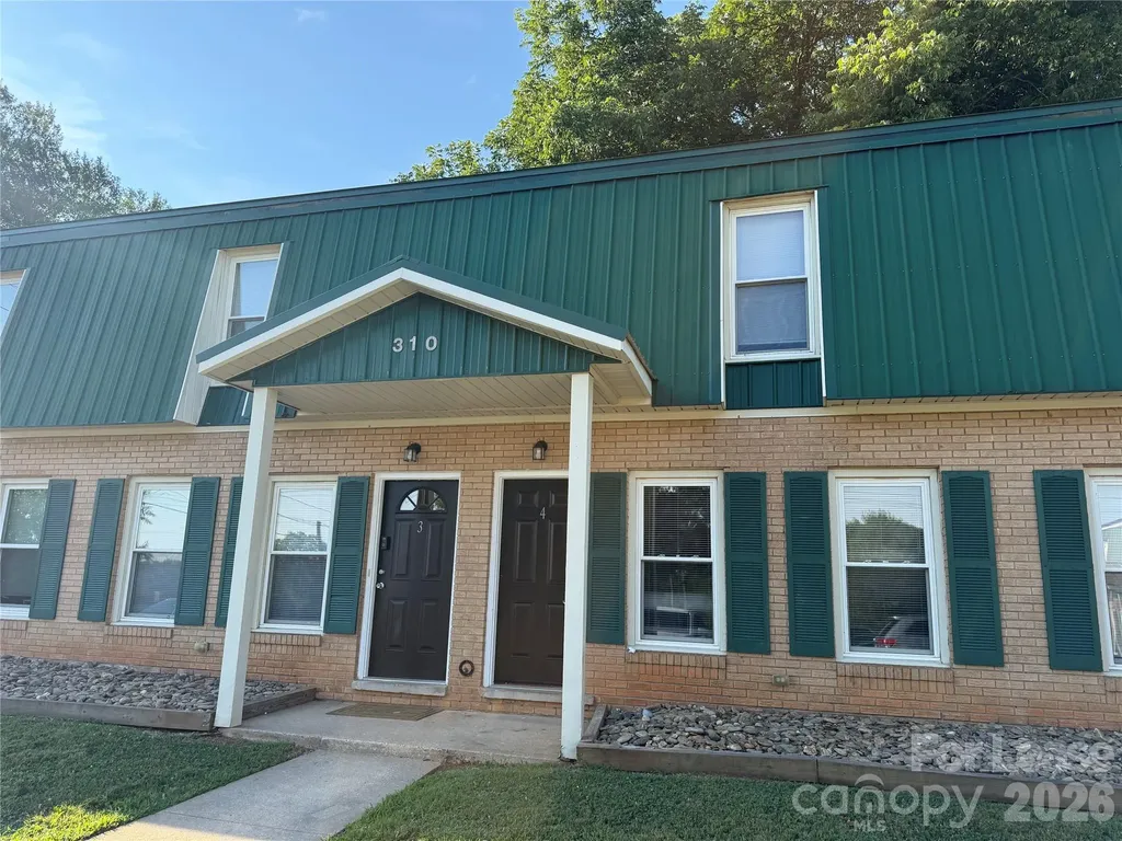 310 W Catawba Avenue Mount Holly NC 28120