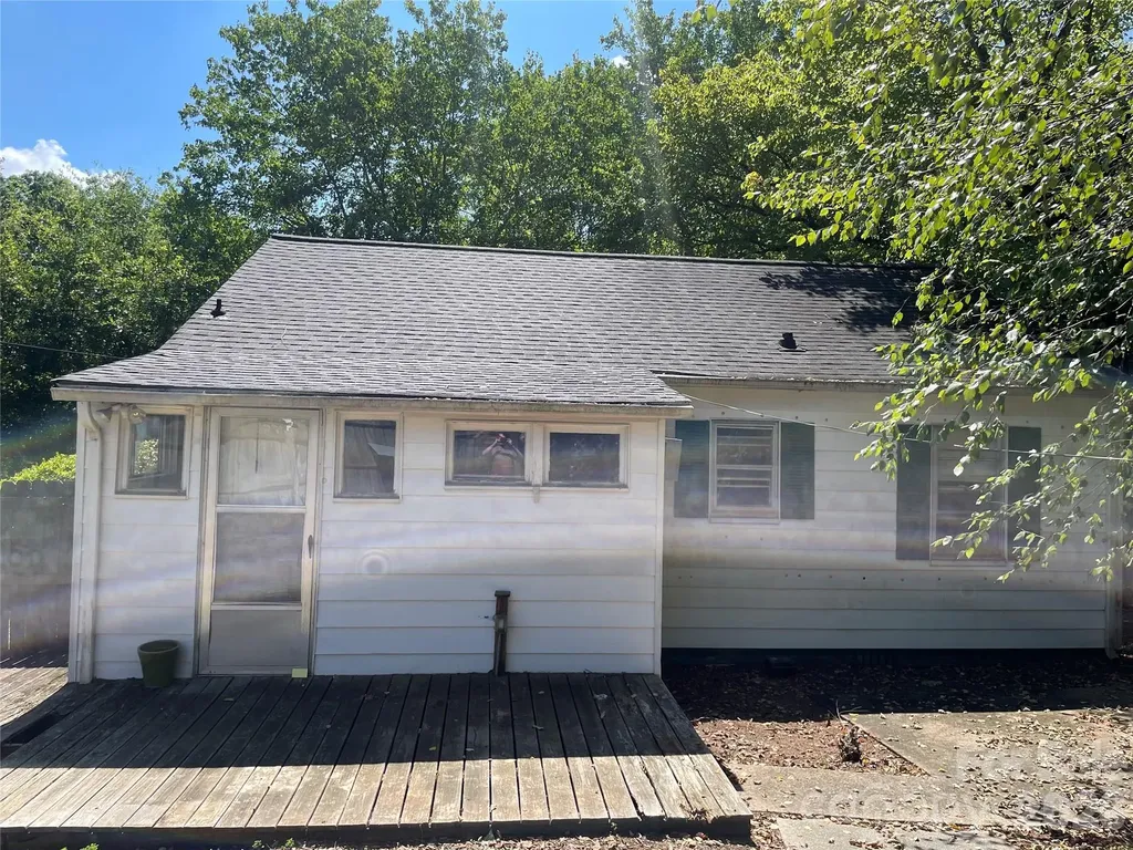 500 Brookside Drive Shelby NC 28150