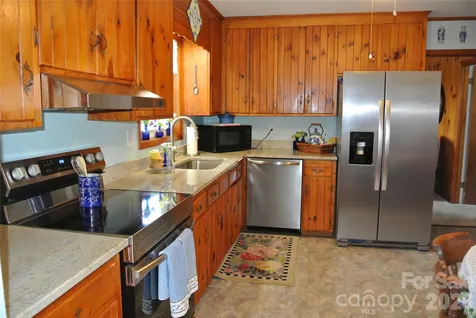 106 Freeman Street Rutherfordton NC 28139
