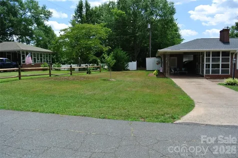 106 Freeman Street Rutherfordton NC 28139
