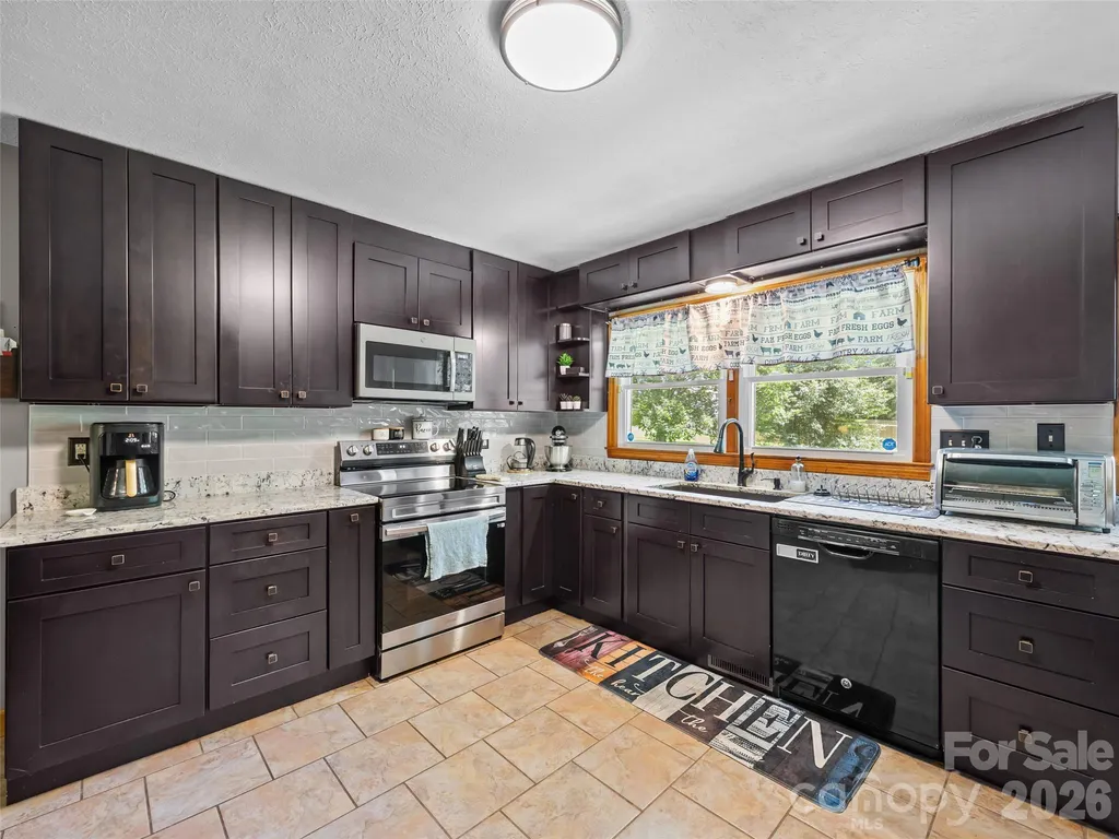 50 Baldwin Road Arden NC 28704