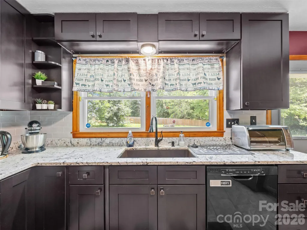50 Baldwin Road Arden NC 28704