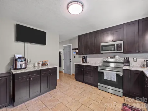 50 Baldwin Road Arden NC 28704