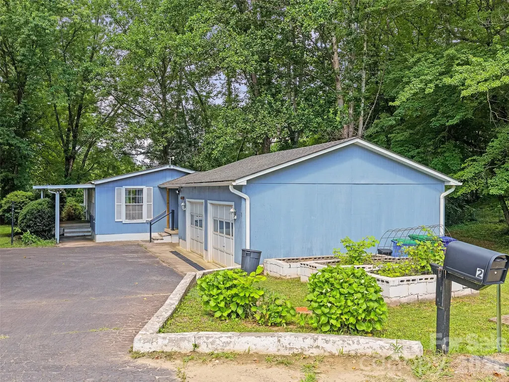 2 Lost Forest Drive Candler NC 28715
