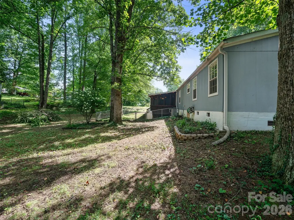 2 Lost Forest Drive Candler NC 28715