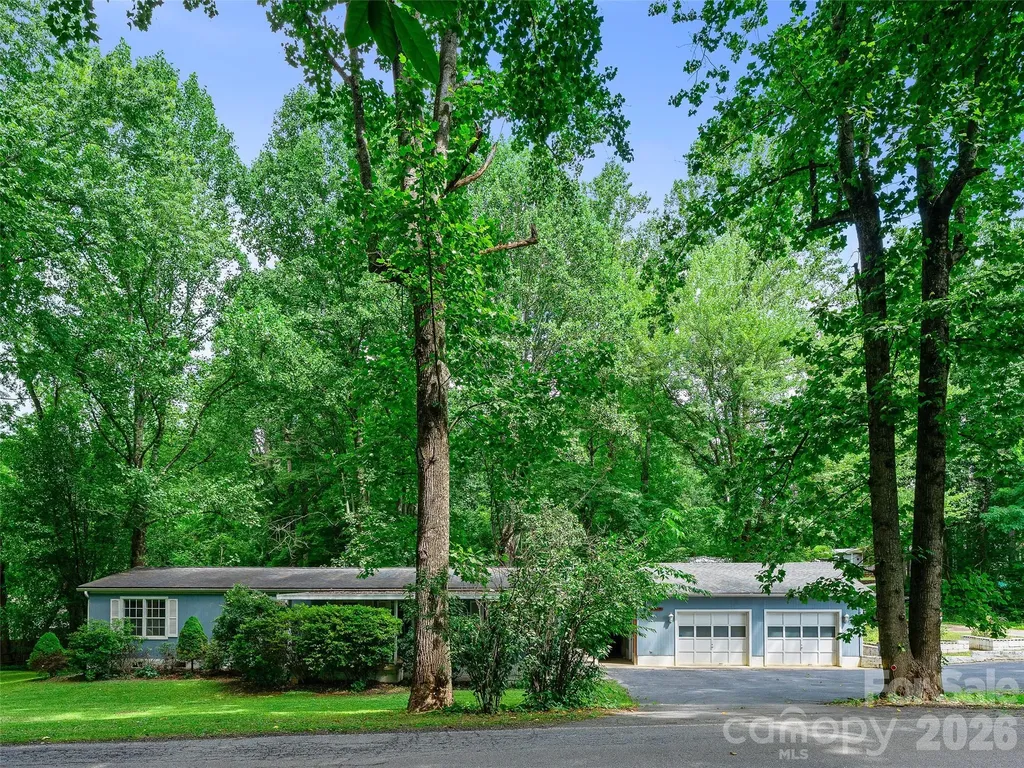 2 Lost Forest Drive Candler NC 28715