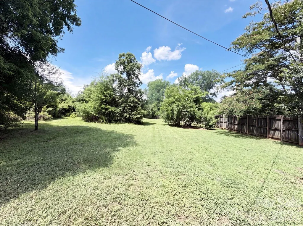 6912 Fieldlark Lane Charlotte NC 28227